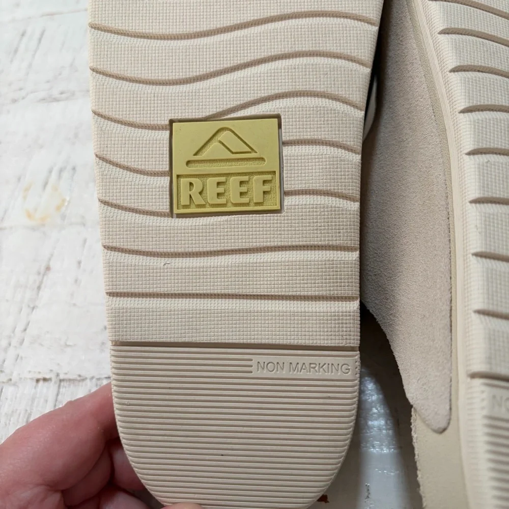 Reef Ojai Two Bar Sandals NWT size 9 Vintage Cream Suede Footbed Slip Ons - Picture 10 of 12